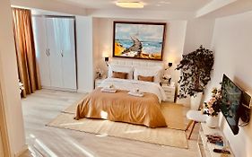 Leo'S Apartments Tirana Garden View Agim Kadrimi